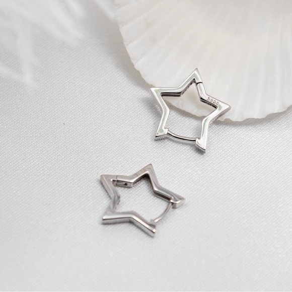 Star Huggie Hoop in Sterling Silver, Star Hoop earrings in Gold - Picture 4 of 6